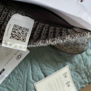 W ISLA 1008840 W/HGRY